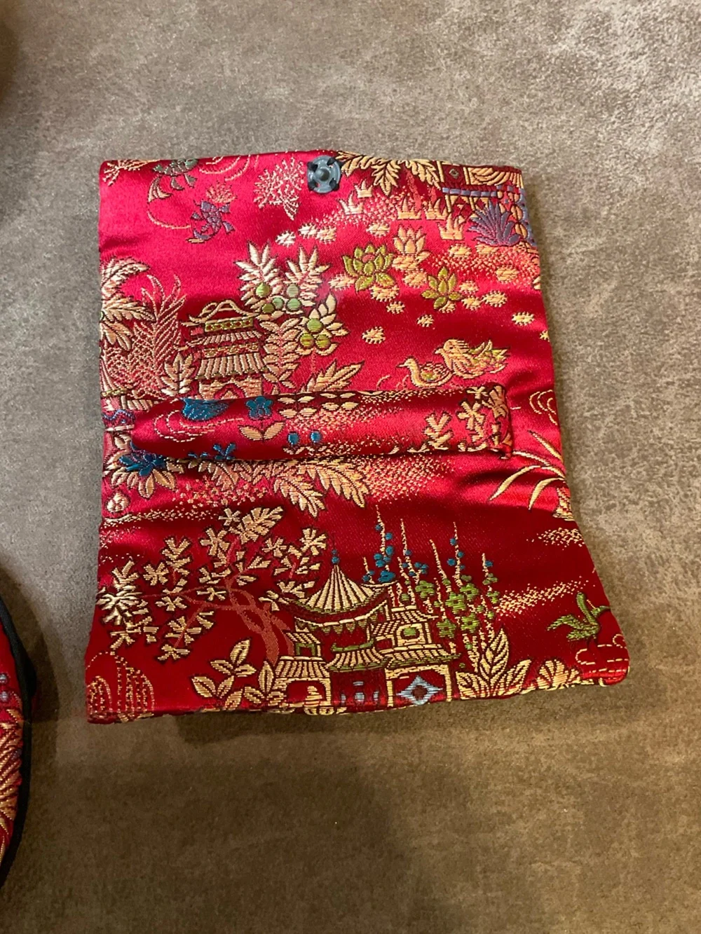 Oriental Red Silk Jewelry Pouches